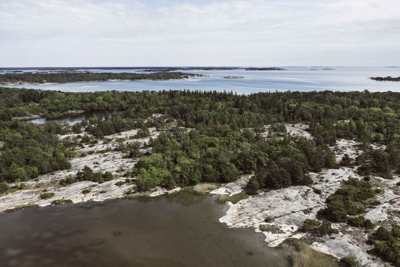 Skargard hav skog berg