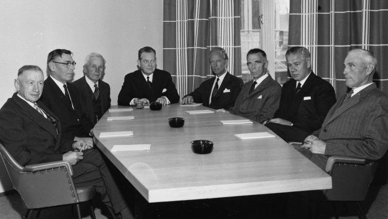 Ålandsbanken - Två näringar drar varandra